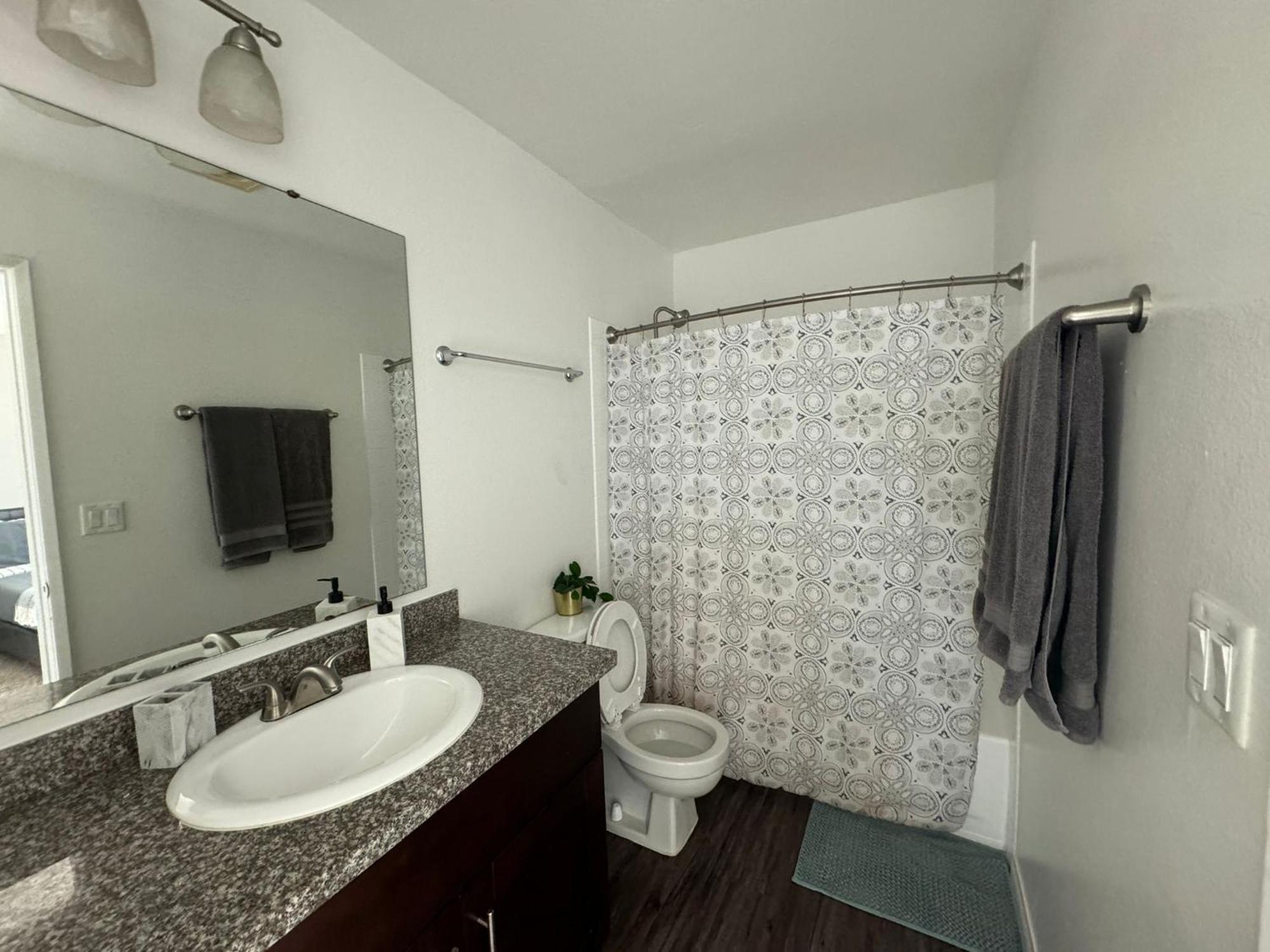 Incredible Two Bedroom Hollywood Apartments Free Parking Los Ángeles Exterior foto