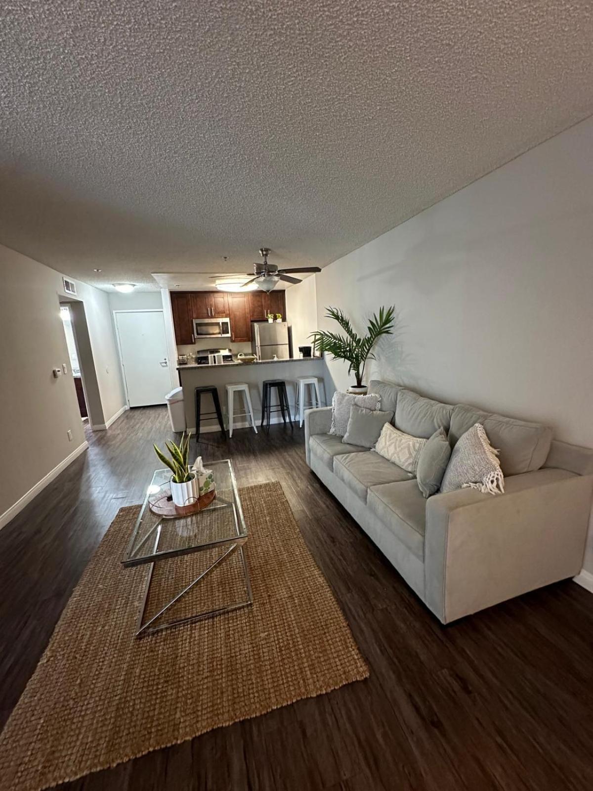Incredible Two Bedroom Hollywood Apartments Free Parking Los Ángeles Exterior foto